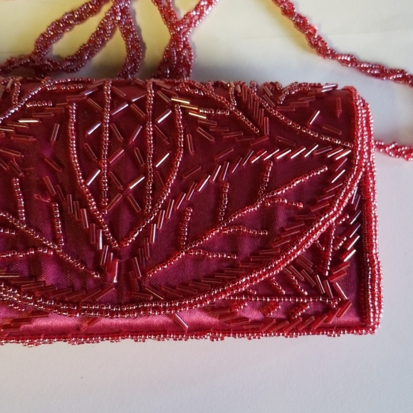 Beaded evening shoulder clutch NWOT - Picture 2 of 8